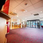 מלון Ibis Bayeux En Bessin פורט-אן-בסאן-אופאן