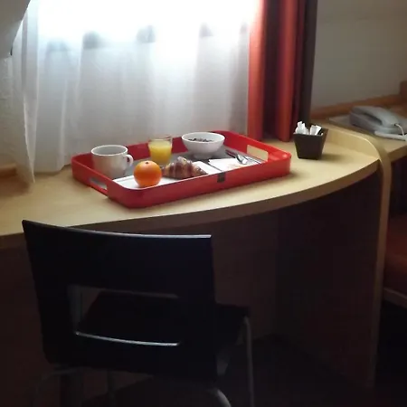 Ibis Bayeux En Bessin Hotel