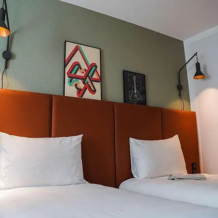 Otel Ibis Bayeux En Bessin Port-en-Bessin-Huppain