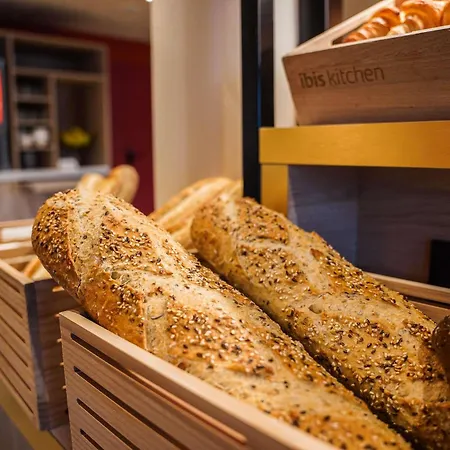 Ibis Bayeux En Bessin Hotel 3*