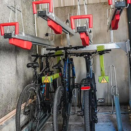 Ibis Bayeux En Bessin 3* Port-en-Bessin-Huppain