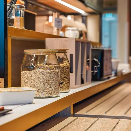 Hotel Ibis Bayeux En Bessin 3*