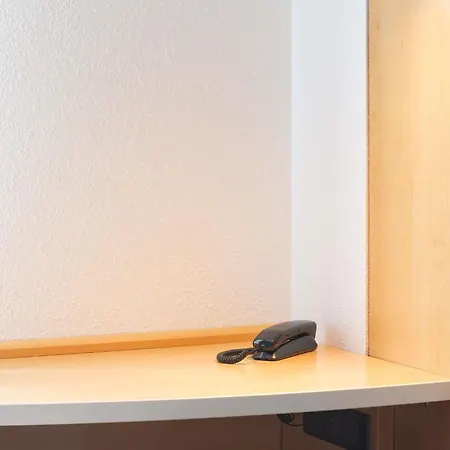 Ibis Bayeux En Bessin Otel 3*