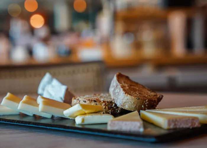 Ibis Bayeux En Bessin 3* Port-en-Bessin-Huppain