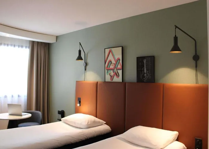 Ibis Bayeux En Bessin Otel 3*