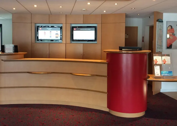 Ibis Bayeux En Bessin Port-en-Bessin-Huppain