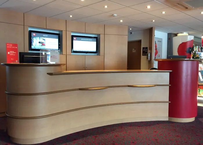 Hotel Ibis Bayeux En Bessin 3*